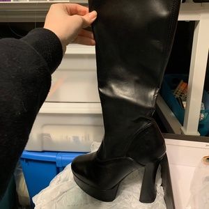 Pleaser Electra Matte Black Platform Boot